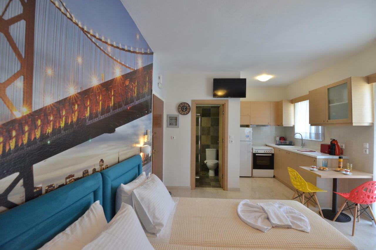 Christina'S Luxury Apartment Rethymno  Bagian luar foto